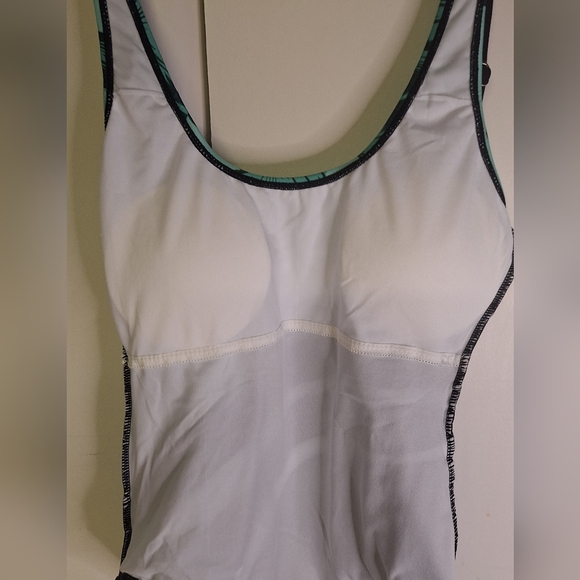 Floral Print One Piece Swimsuit Size Small - Picture 8 of 10